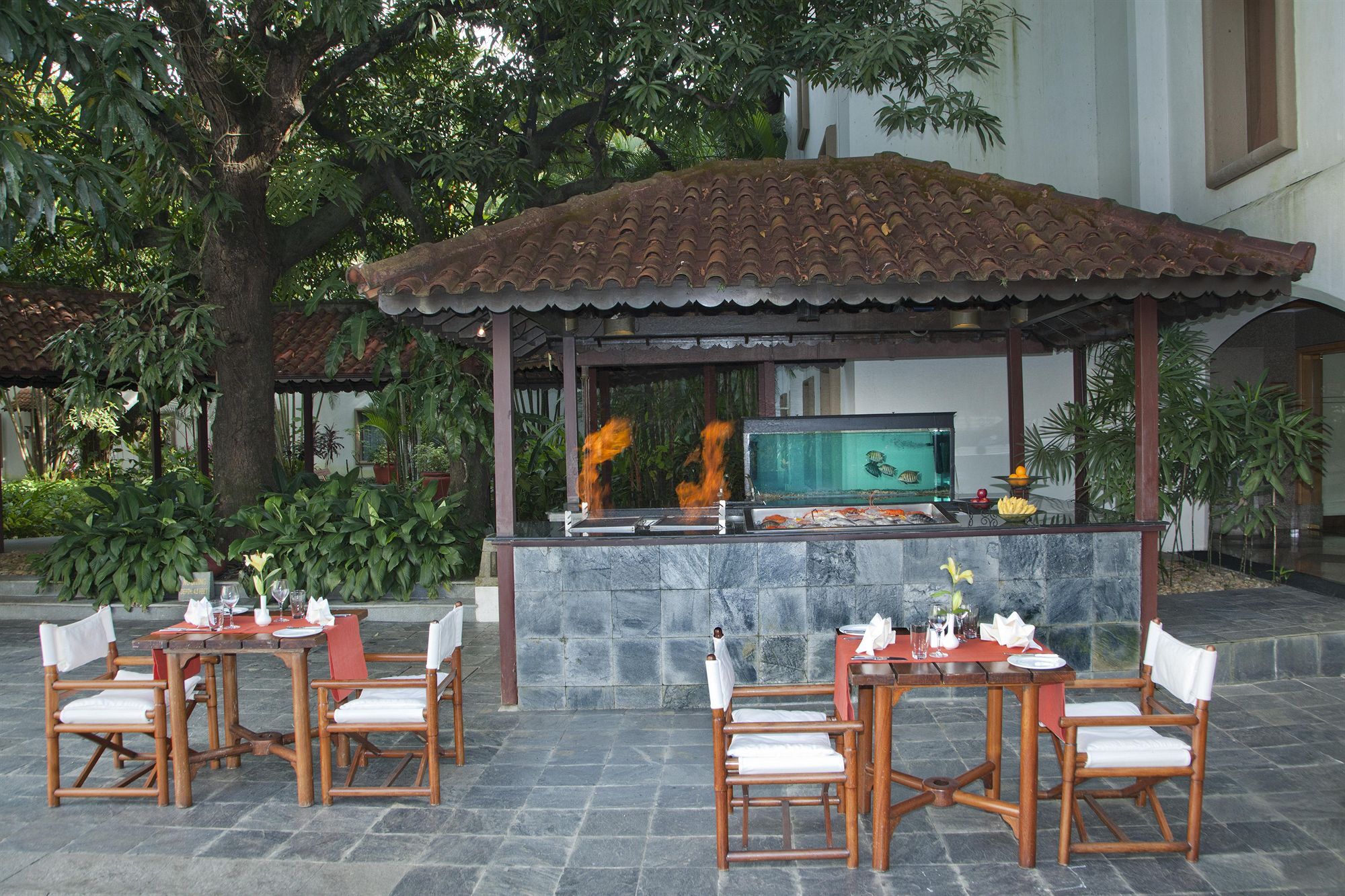 Trident Cochin Hotel Kochi Restaurant photo